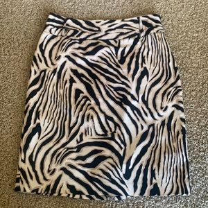 Animal print skirt  size 10